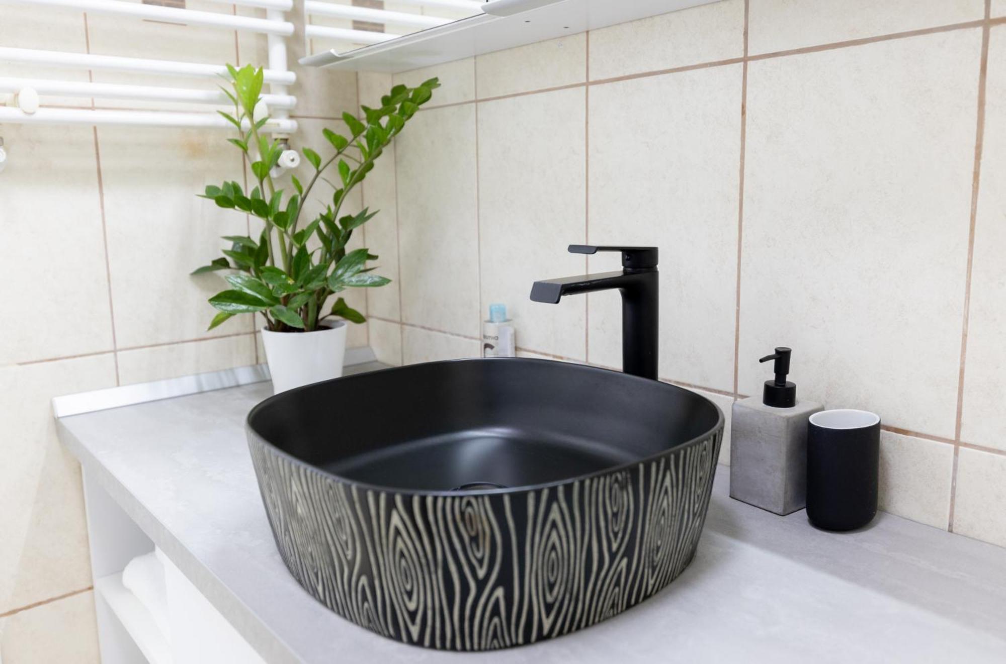 Obor Central Oasis --Secured Parking Nearby --Self Check-In-- 1Min Metro Station Bukareszt Zewnętrze zdjęcie